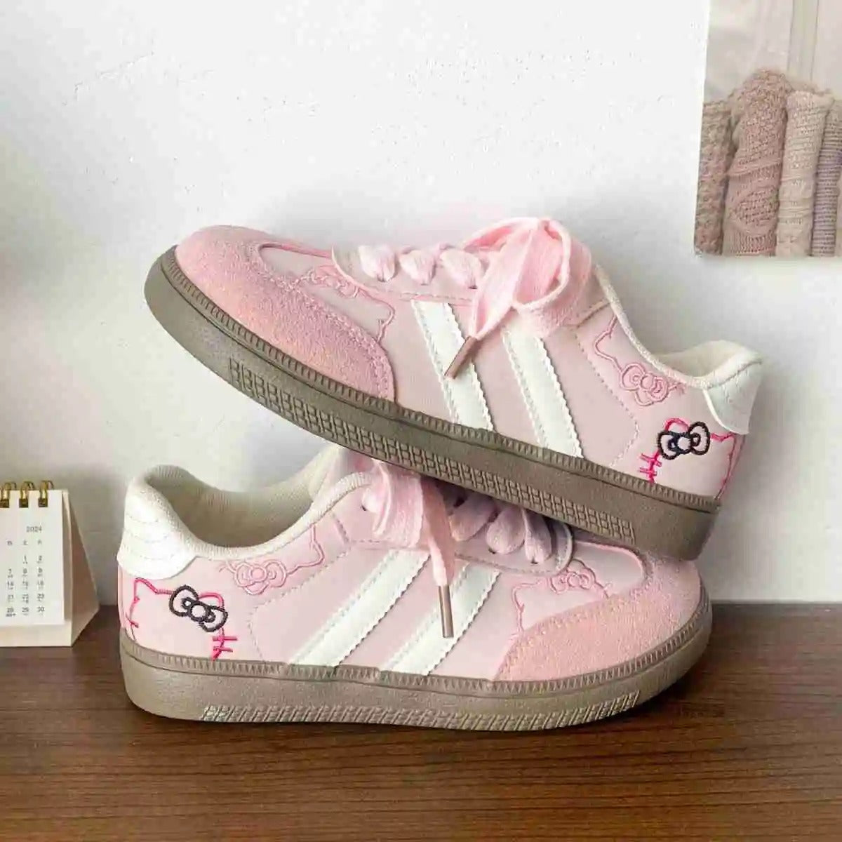 Style 4 - Hello Kitty